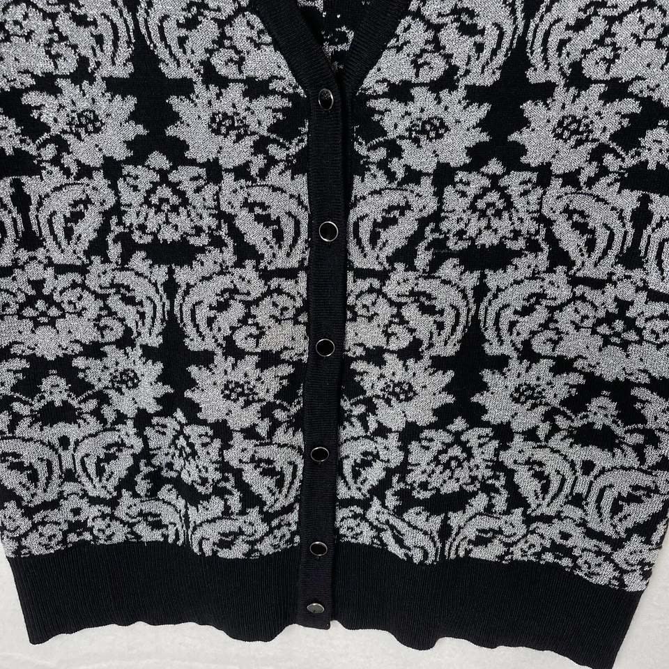 Cárdigan Suéter New York & Company Negro Metálico Estampado Floral Talla XL Foto 4 de 4