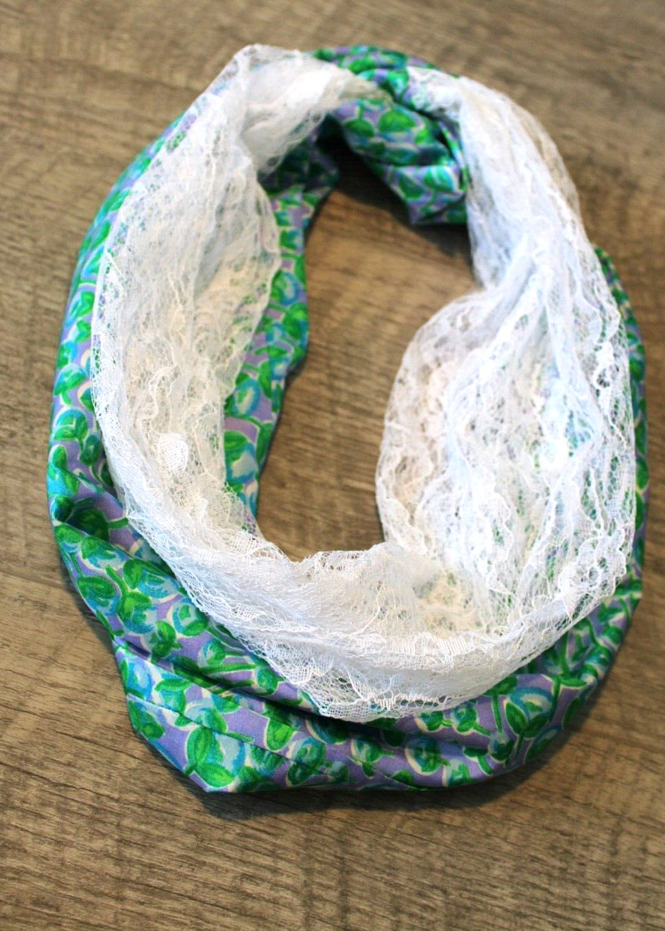 Lightweight Infinity Loop Accent Scarf Floral Lac… - image 5