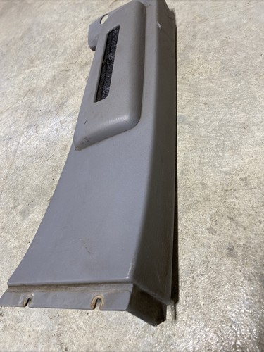 Jeep Cherokee XJ 97-01 2 Door Passenger Side B Pillar Mist Grey (R98) - Picture 3 of 12