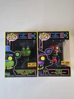Freddy Fazbear 955 And Foxy 954 Hot Topic Exclusive Funko Pops FNAF Blacklight