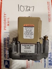 Honeywell SV9501M2056 Nat. Gas Smart Valve HQ1011421HW 24V 50/60Hz used 