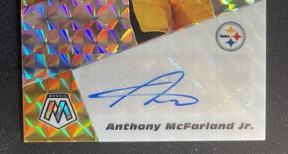 2020 Panini Mosaic Mosaic #37 Anthony McFarland Jr. RC Rookie Auto Steelers - Image 2 of 3