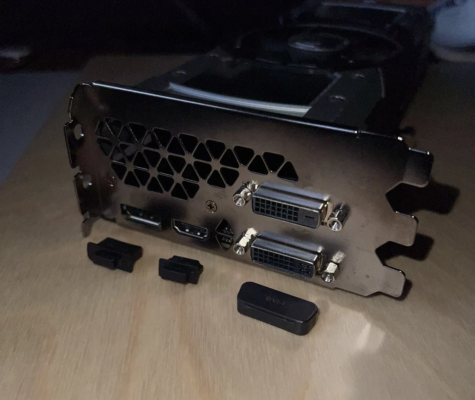 EVGA GeForce GTX TITAN Z (12G-P4-3990-KR) TESTED - Image 3 of 4