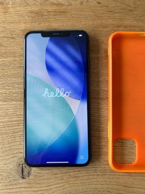 Apple iPhone 11 Pro Max A2218 - 64GB - Space Grau (Ohne Simlock) (Dual-SIM)