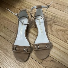 Anne Klein Size 8 Flats