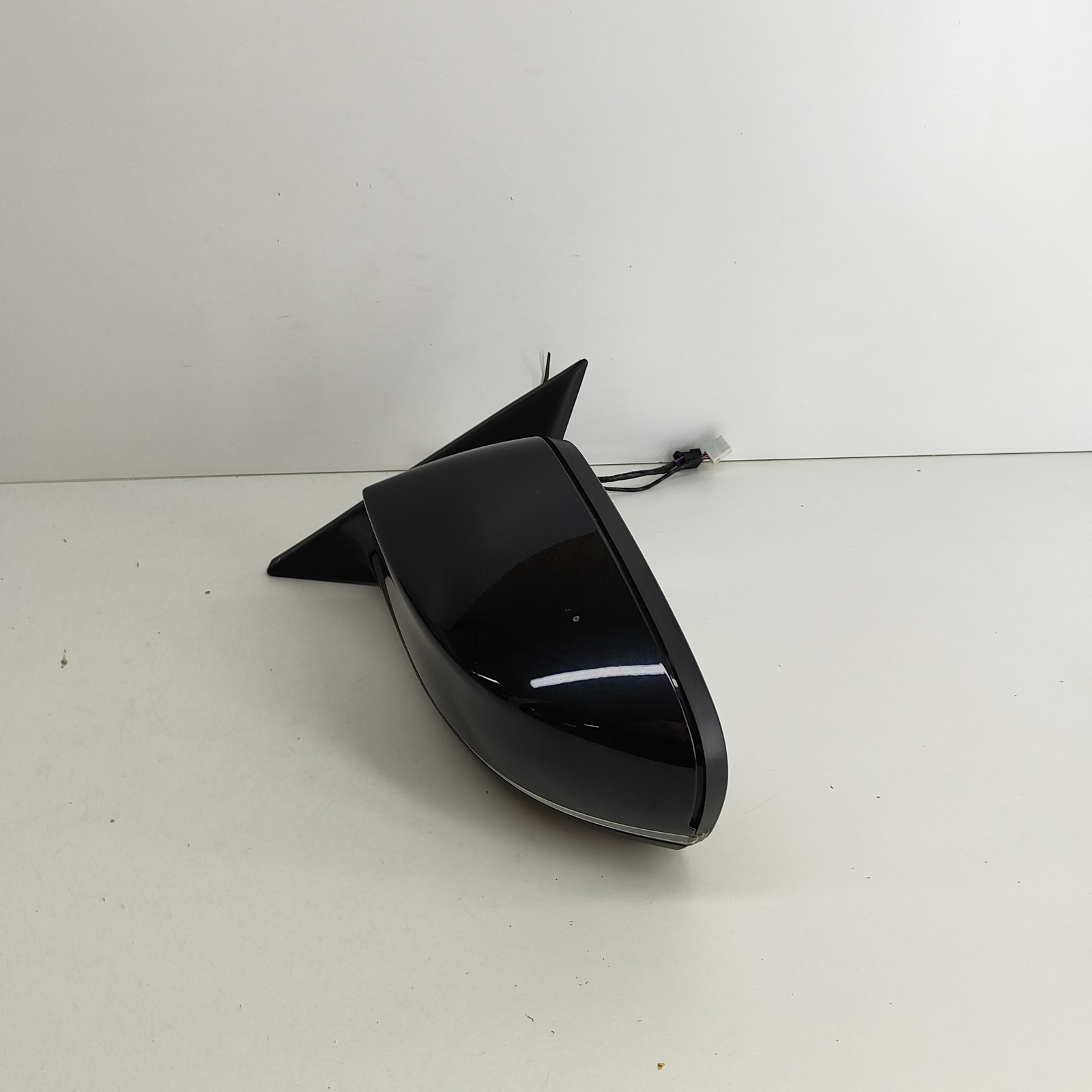 MASERATI GHIBLI M157 Left Side Wing Mirror 670069393 2022 RHD 25719755 - Image 2