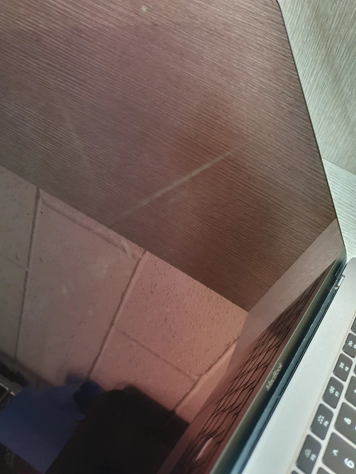 A1534 Apple MacBook 12'' Core M3 8GB RAM 256GB SSD Ventura 2017 Grade C EK2111 - Image 3 of 4