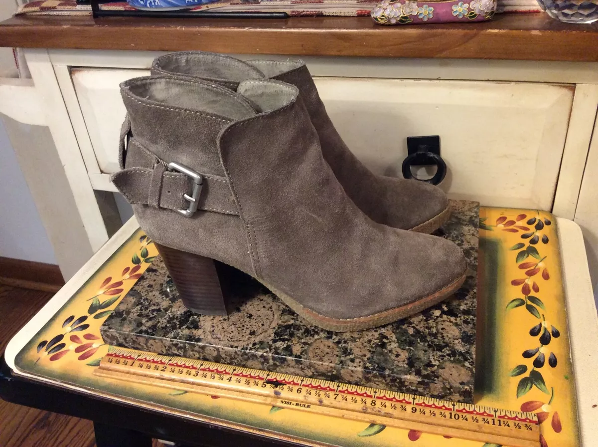 Women s Gap San Francisco Brown Suede Heels slip on buckle Ankle