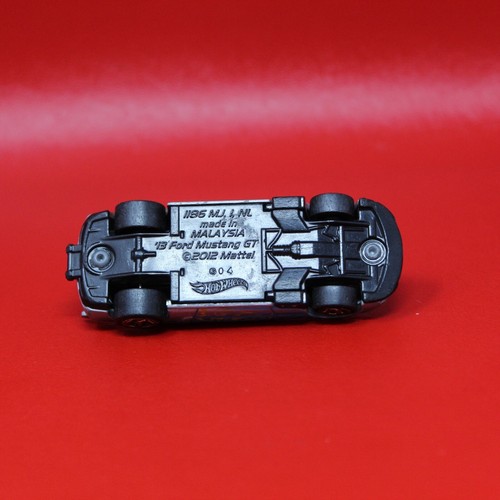 2014 Hot Wheels #161 '13 Ford Mustang GT Gray HW Race: Track Aces 1:64 Loose 5sp - Picture 4 of 4