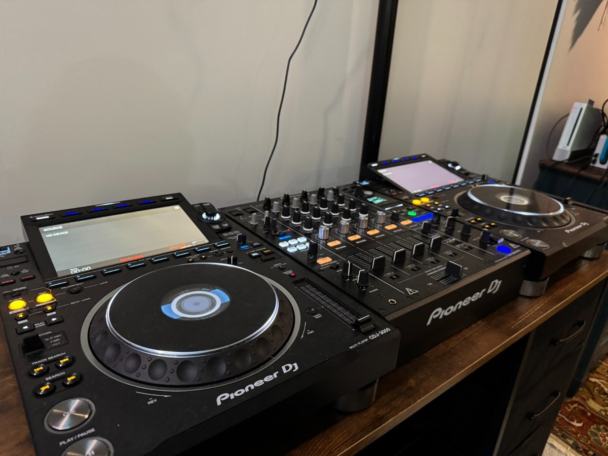 ULTIMATE DJ SETUP- PIONEER CDJ 3000 PAIR + DJM900 NSX2 MIXER