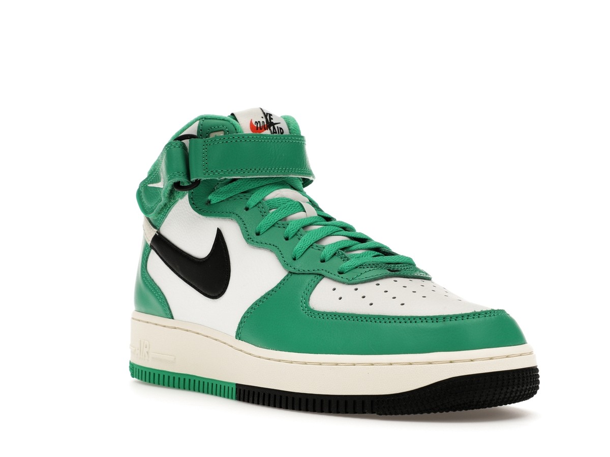 NIKE AIR FORCE 1 HIGH 07 SP25センチ Amazon | Nike Men's Air Force 1 High '07 Basketball Shoe (12