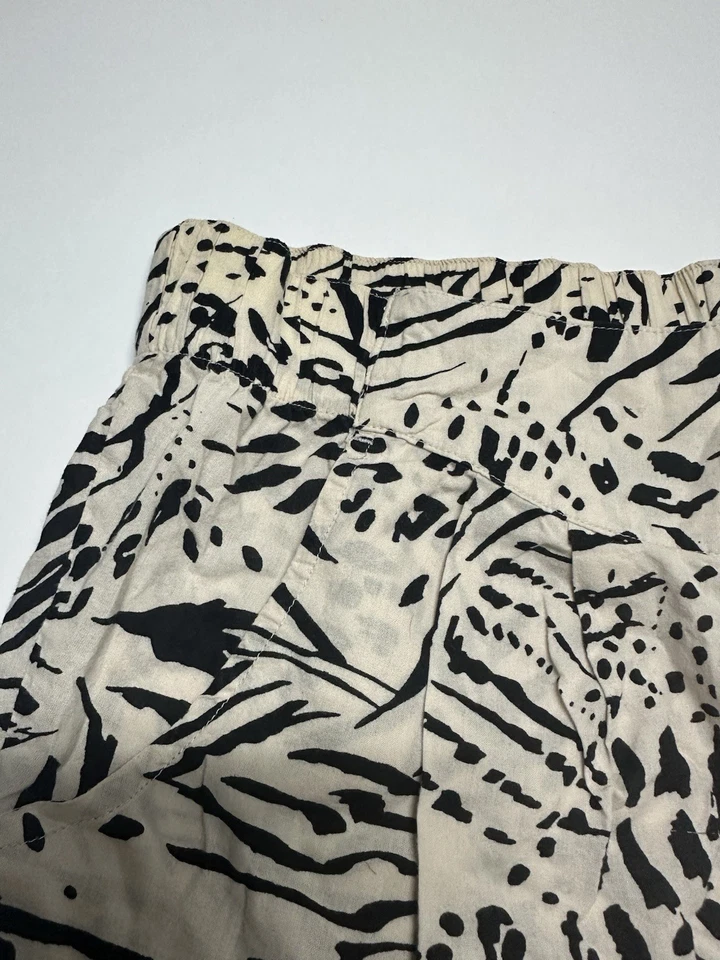 H & M 短裤迷你平底棕褐色白色印花女式 8 码 100% 棉 — 第 3/4 张图片