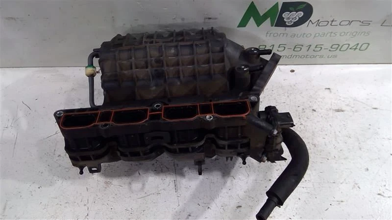 Colector de admisión superior Hyundai Elantra 2011-2013 OEM 28310-2E200 Foto 3 de 4