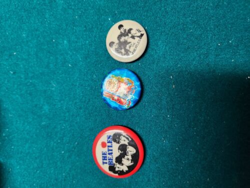 Original Beatles Pins - Picture 1 of 1