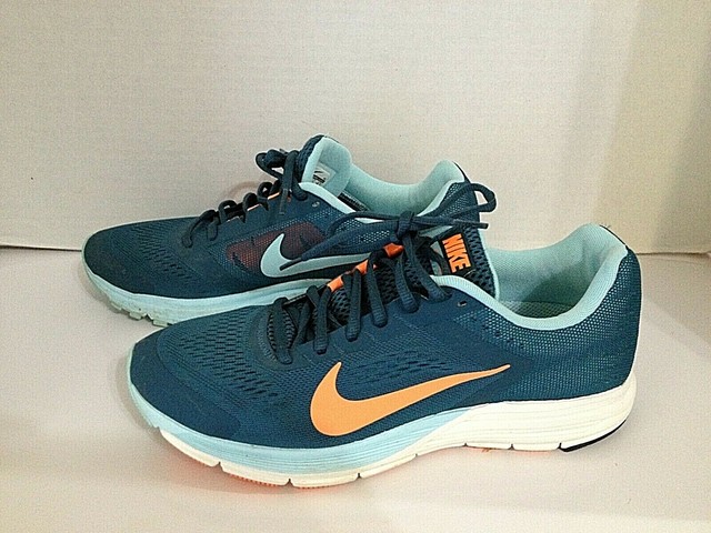 | Nike fitsole sneaker | size 10 | Clothes design, Nike women, Fashion design