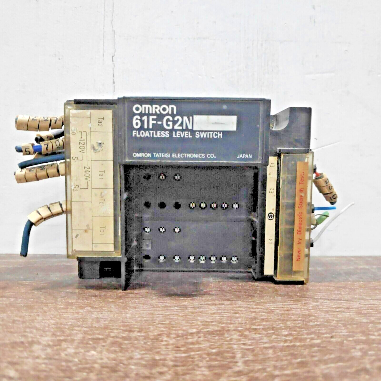 USED | OMRON 61F-G2ND AC120/240 Floatless Level Switch Automatic water supply