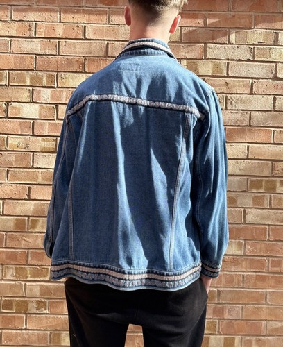 Women's Blue Denim Jacket Size XL Floral Cotton Button Jacket Coat Trucker Coat - Picture 3 of 5