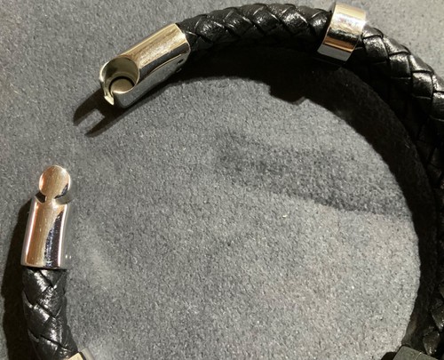 Edforce bracelet stainless steel braided slide closure black silver tone 8 3/4” - Picture 3 of 5