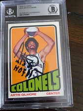 ARTIS GILMORE AUTO SIGNED 1972-73 TOPPS ROOKIE CARD BECKETT BAS SLABBED #180