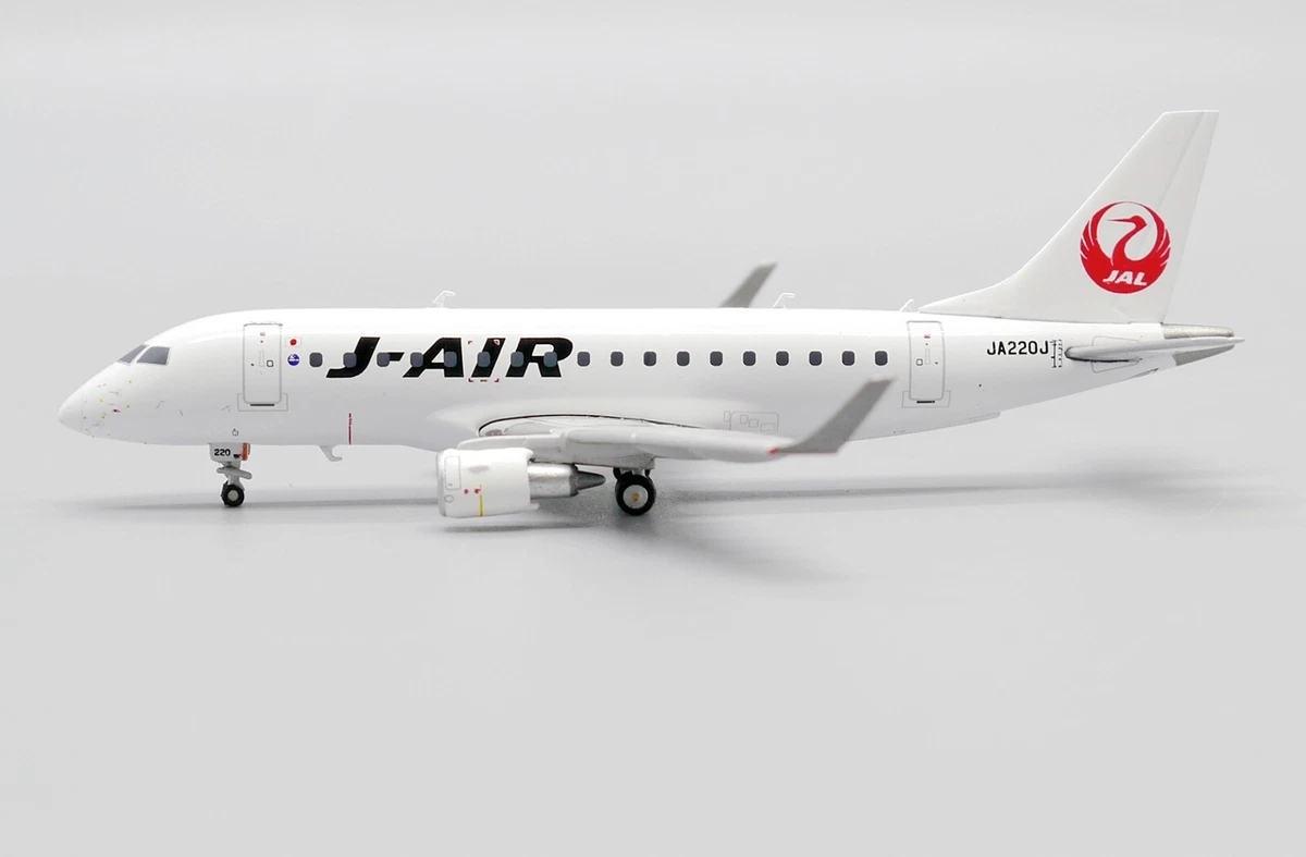 J-Air EMBRAER 170-100STD Reg: JA220J EW Wings Scale 1:400 Diecast EW4170004