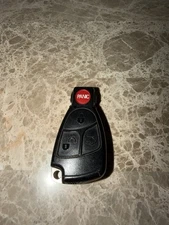 Genuine MERCEDES-BENZ OEM  KEYLESS ENTRY REMOTE, IYZ 3312 ( Untested) For Parts