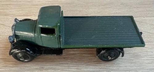 Vintage Dinky 25C/3 Flat Truck: Grey/Green Cab, Black Flatbed (1947-48)