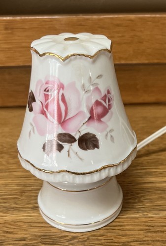 VINTAGE 1960 IRICE PORCELAIN LAMP with PINK ROSES  NIGHT LIGHT Works!