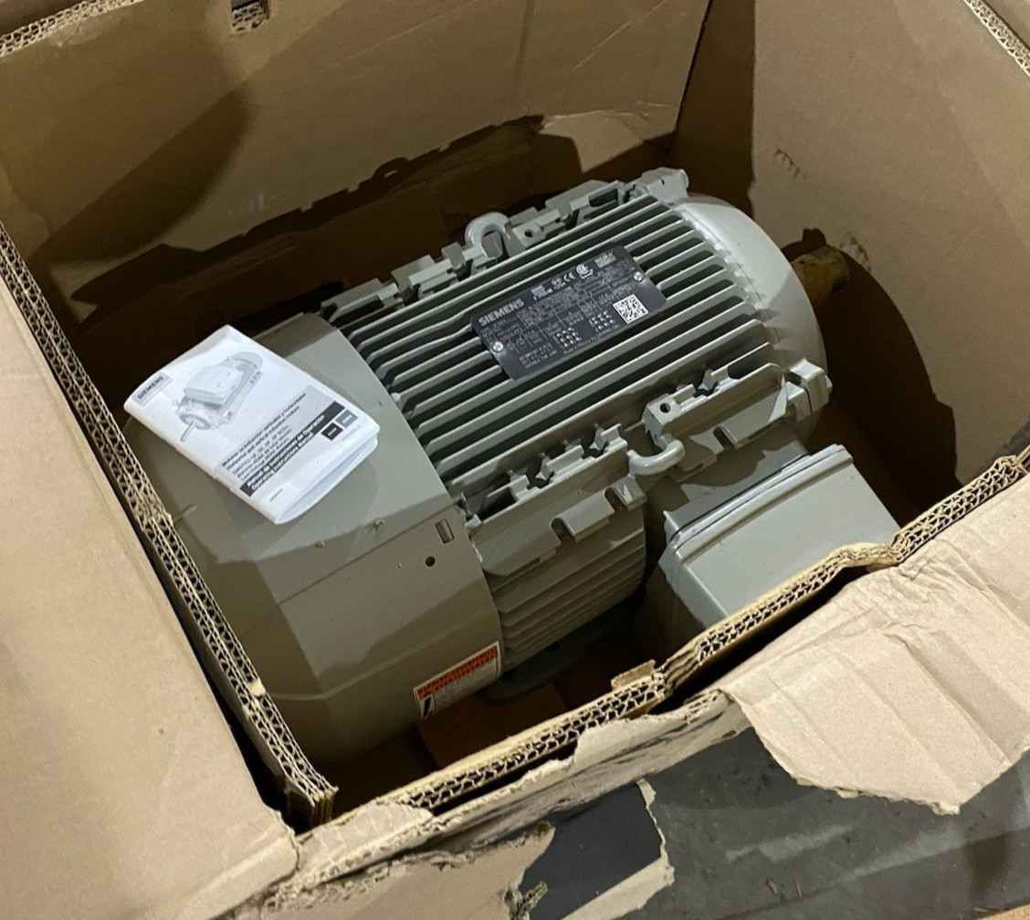 Siemens 1LE2121-2AB21-4AA3 NEMA Premium® AC Motor 10HP 3-Phase Type GP100A