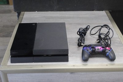 Sony PlayStation 4 (500 GB) Home Console - Black CUH-1115A w/Black Controller