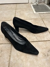Stuart Weitzman Black Suede Pumps Size 10 AA