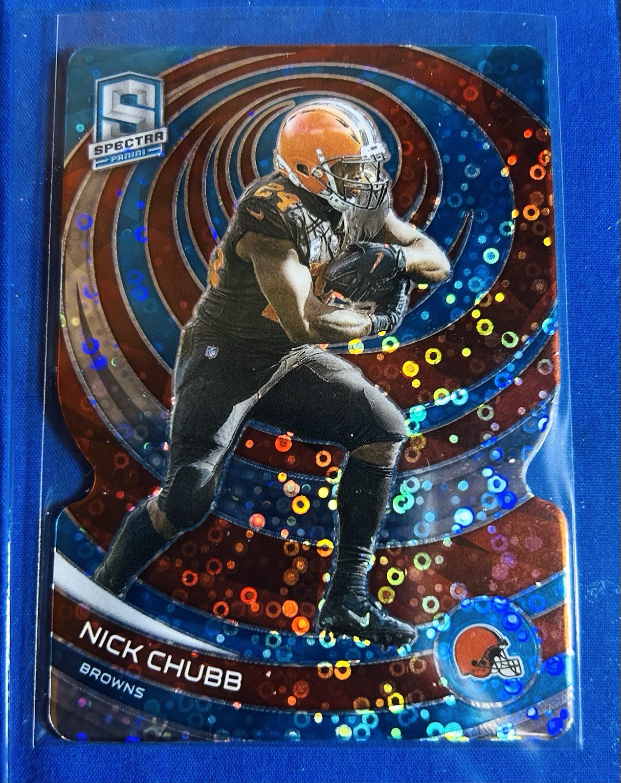 2023 Panini Spectra - Nick Chubb #23 Neon Blue Prizm Die-Cut 23/50
