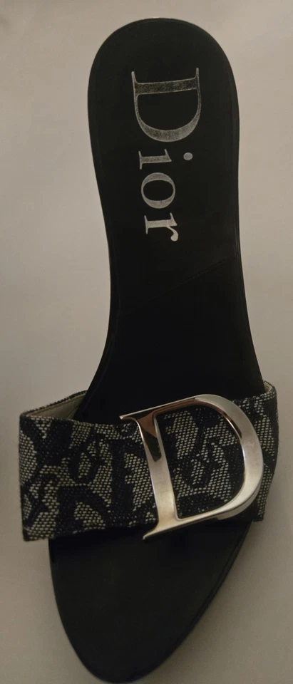 Zapatos Christian Dior de tacón alto azul marino con monograma para mujer Exc. Estado. Talla 35 1/2 Foto 4 de 4