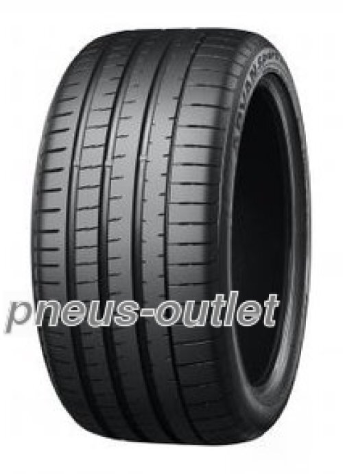 Pneu Yokohama Advan Sport V107E 275/40 R22 anti-aquaplaning pour route mouillée