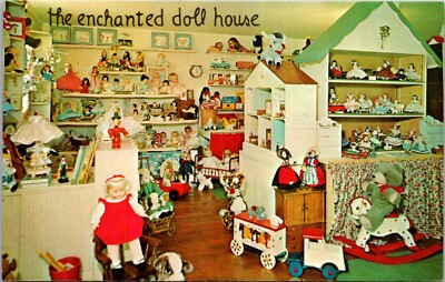 The Enchanted Doll House Interior Dolls & Toys  Manchester Vermont 1966 Postcard