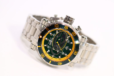 INVICTA NFL Men 52mm Stainless Steel Silver Black+Orange dial VD54 Quartz.