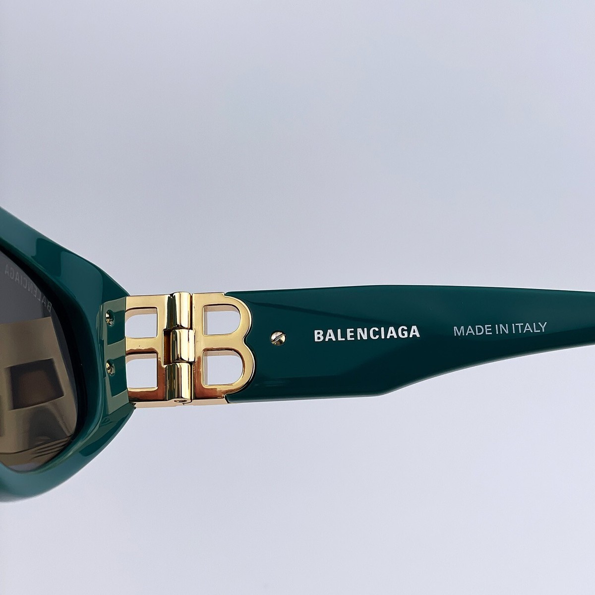 Balenciaga BB0095S 005 Sunglasses Green Cat Eye Frame, Grey Lenses Balenciaga Men Sunglasses Green Gold Logo Grey Cat Eye  main image 2