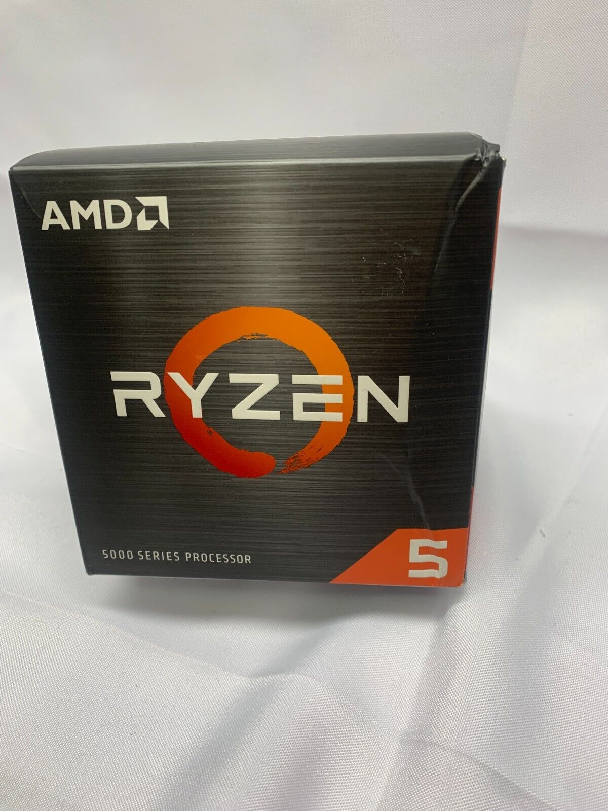 AMD Ryzen 5 5600X Desktop Processor (4.6GHz, 6 Cores, Socket AM4