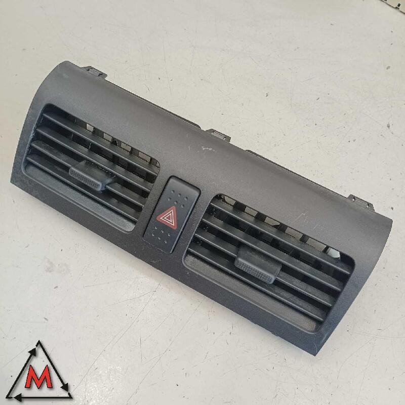 Belüfter zentrale 73610-63J00 SUZUKI SWIFT MK4 2004-2010 gebraucht (106639)