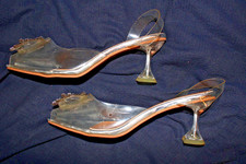 Durchsichtige Pantolette, Strassbrosche vorne, in Gr. 43, komplett durchsichtig