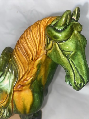 statua cavallo da guerra stile dinastia cinese Tang vintage ceramica verde. Sella. - Foto 2 di 10