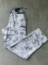 Under Armour Men's Medium Grey Loose Fit Cargo Camo Pants Zip Pockets 1388019