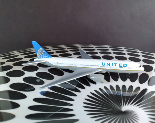 Realtoy United Airlines Diecast Airplane 5.5" Aircraft EXCELLENT COND