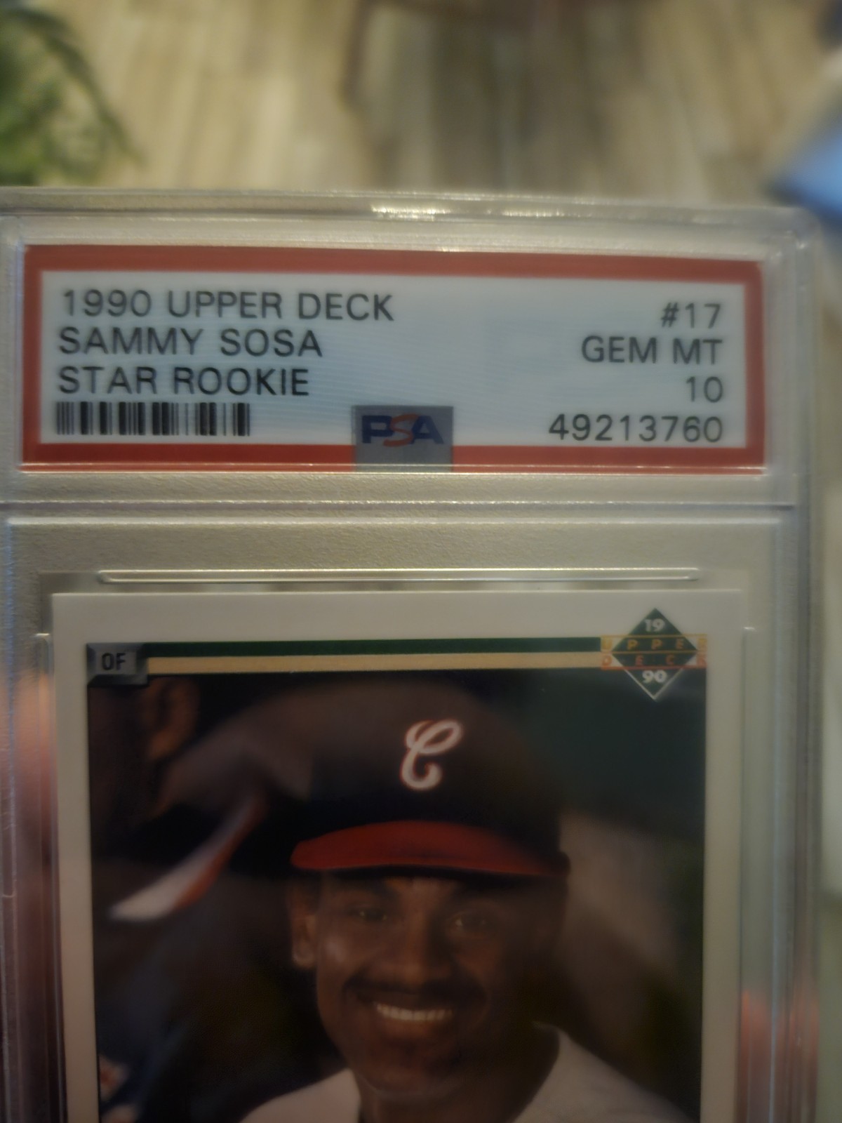 1990 Upper Deck - Star Rookie Sammy Sosa #17 (RC) PSA 10 view 3