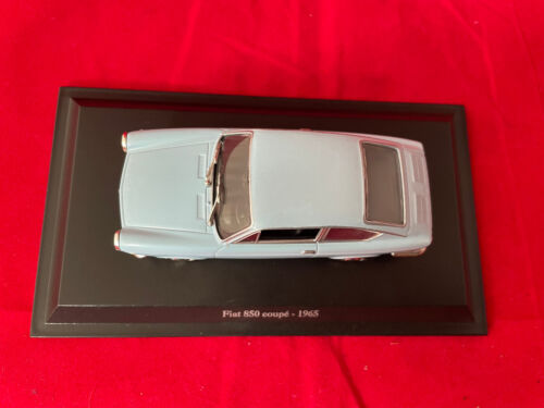 Modello Fiat 850 coupè 1965 scala 1:43 colore celeste (f14) usato - Foto 9 di 9