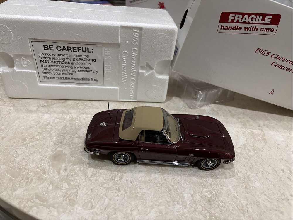 1965 Corvette Convertible 1:24 Die Cast Maroon with Box by Danbury Mint  