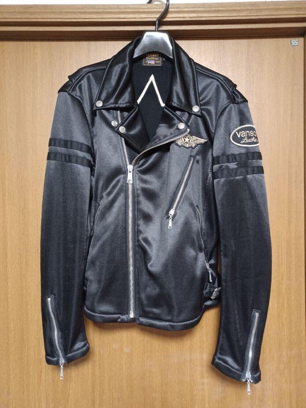 VANSON LEATHER JACKET 42