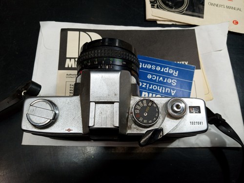 Minolta SRT 200 w/50mm lense strap Manual Untested - Picture 9 of 12