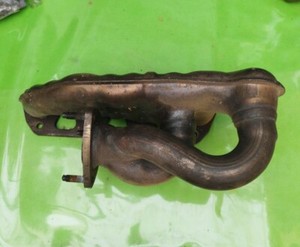 Audi A4 8E 8EC A6 4B 2,0L FSI ALT 130PS Abgaskrümmer Auspuff Krümmer 06D253031C