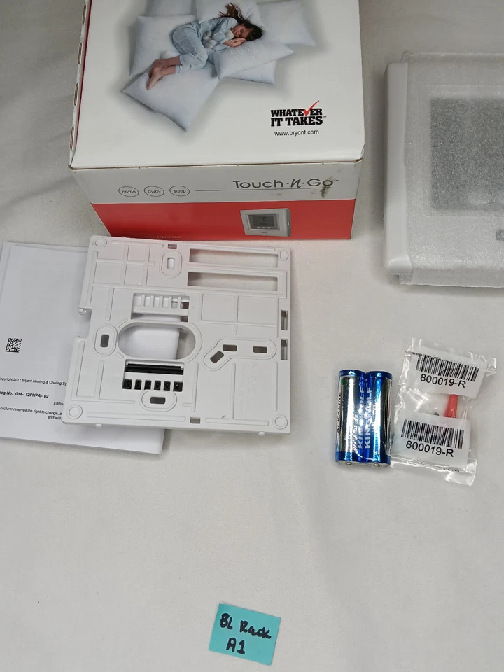 Bryant Legacy Thermostat Programmable T2-PAC01-A New-Old Stock - Image 3 of 4