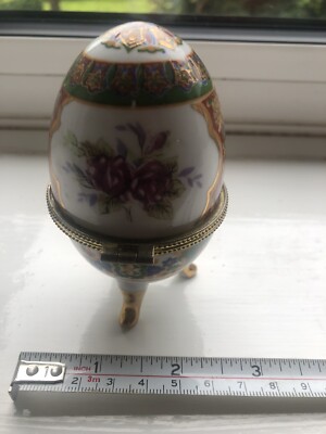 Vintage Blumendesign Porzellan Keramik eiförmiges aufklappbares Schmuckstück/Pillendose OS9